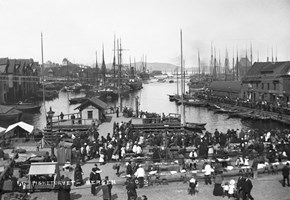 Fisketorget i Bergen i 1898