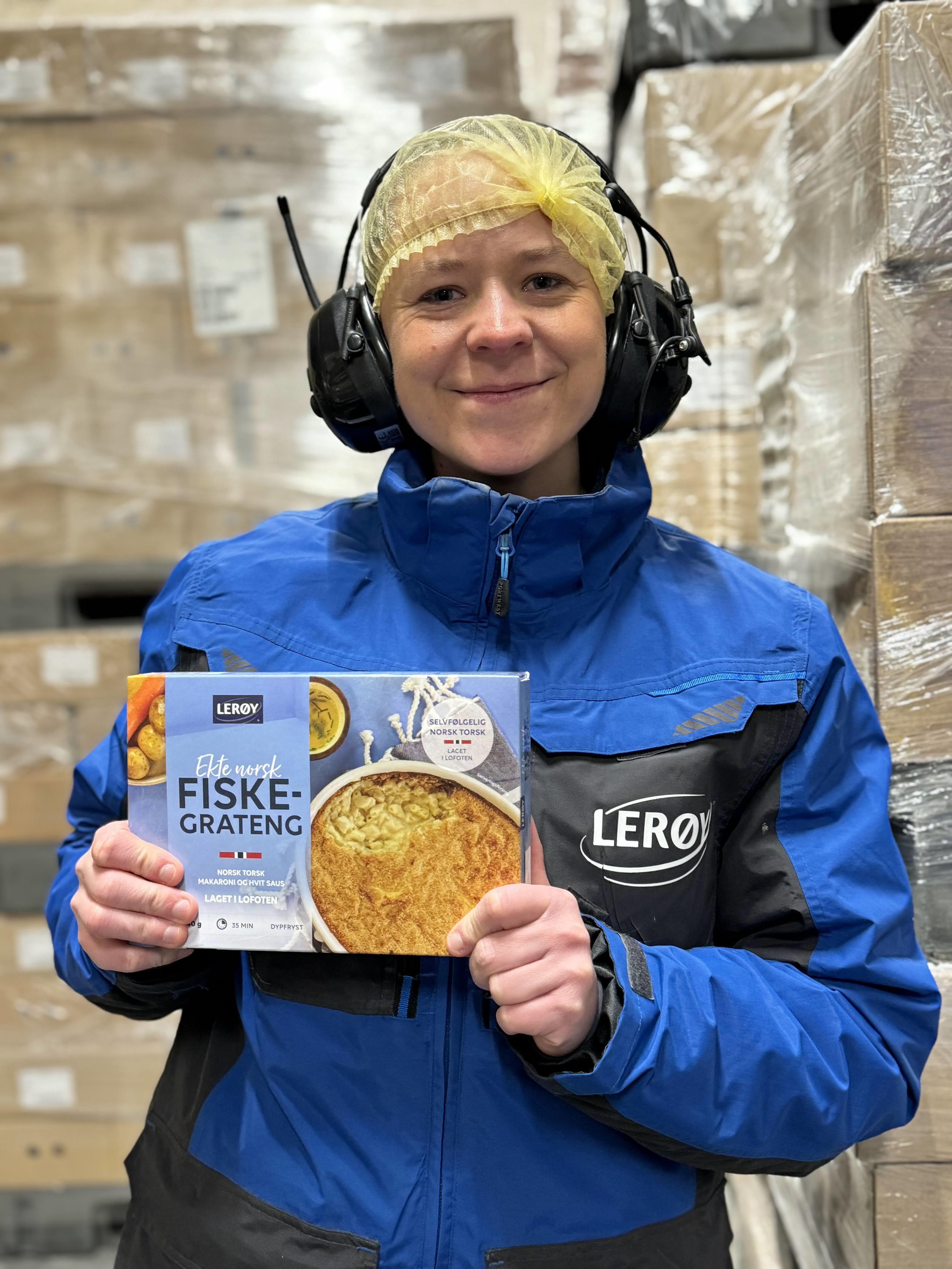 Astrid holder den nye Lerøy fiskegratengen